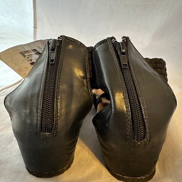 NWT Muk Luks Black Espadrille Sandals - Picture 5 of 8